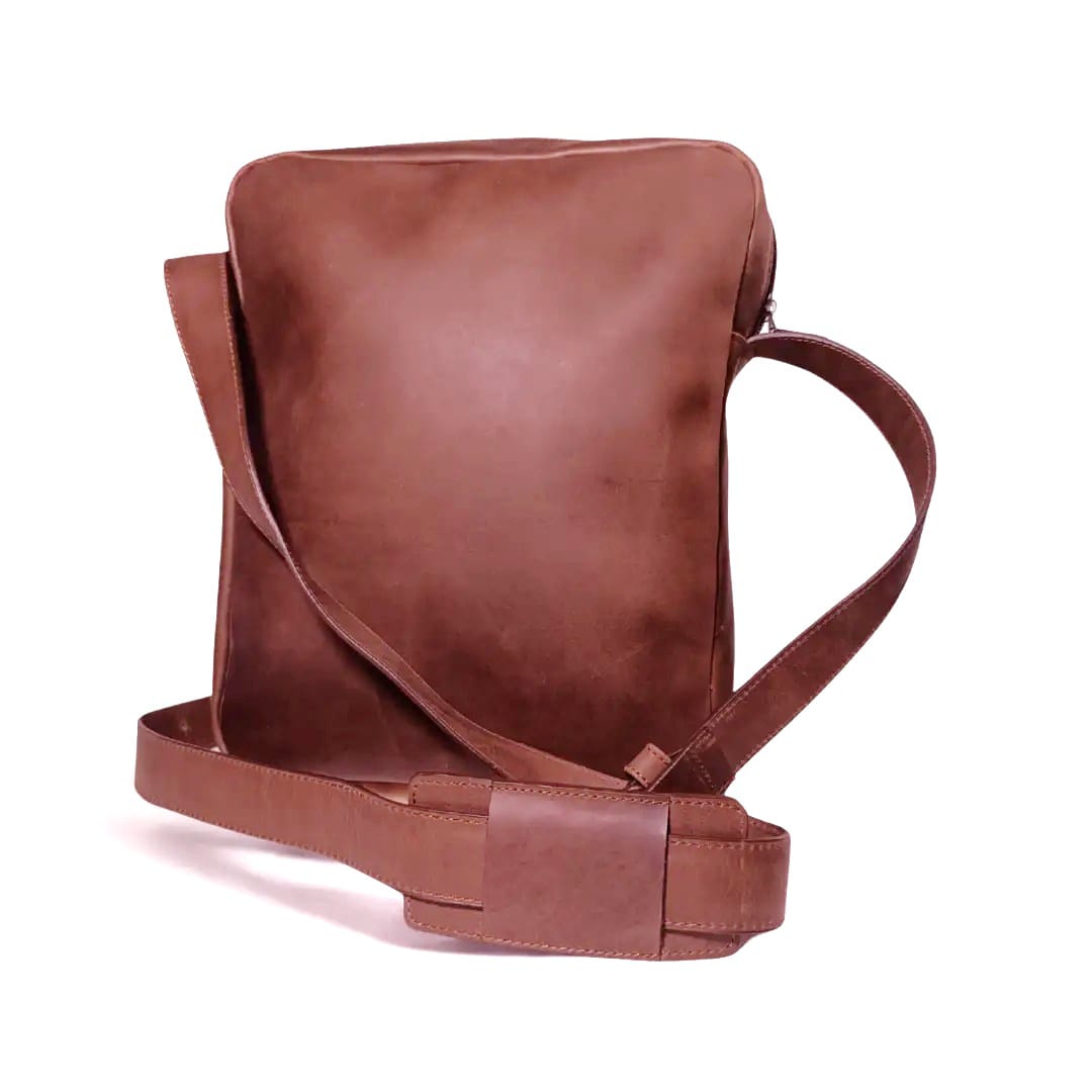 Morral terracota en cuero genuino para hombre